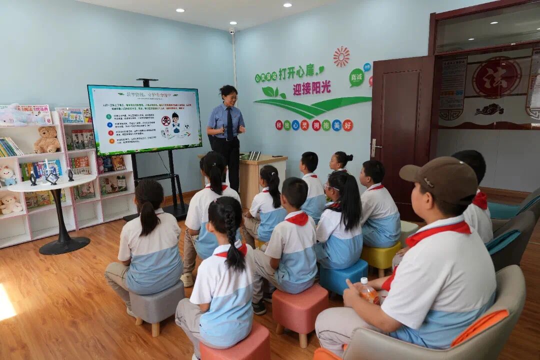 1检察援疆故事  张凯:初遇莫索湾 感受军垦的分量.jpg