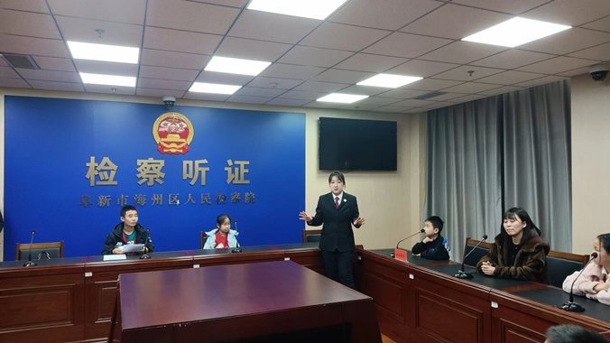 5沉浸式法治体验 为青春护航 —— 小记者团来采访啦!.jpg
