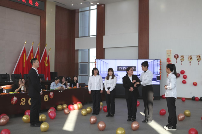 4检徽映初心 策马赴新程——海州区检察院举办2026年新春联欢会.jpg